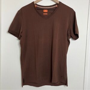 Left Coast Tee | Trim Fitted | V-Neck | Brown | Medium